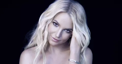 Britney chtěla pohádku a nedostala ji. Manžel chce rozvod a vydírá ji