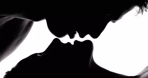 Syndrom fleabaggingu: Proč si stále vybíráme špatné muže?