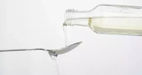 Kokosový olej: přírodní elixír, který se hemží benefity pro krásu