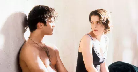 Proč je nevěra tak lákavá? Máme ji v genech, může za ni chemie i stres