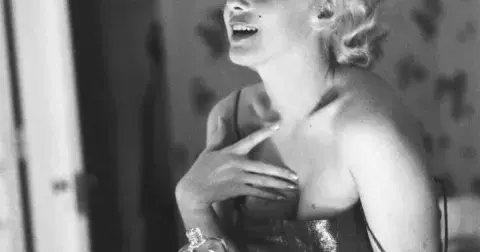 Chanel N°5: Tajemství nejprodávanějšího parfému světa