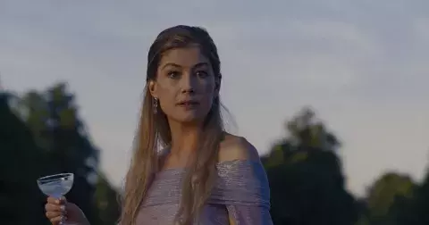 Recenze: Je film Saltburn odvážná satira, nebo jen prázdná provokace?