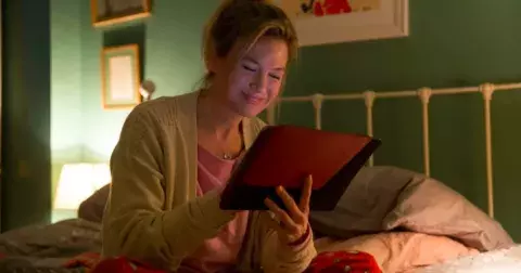 Bridget Jones se vrací po čtvrté. Zoufalství a tloušťka se už nenosí