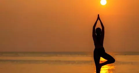 Aby záda nebolela. Jógové pozice pro zdravá záda