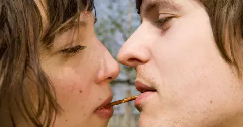 5 důvodů, proč se vyplatí být přáteli před tím, než skončíte v posteli