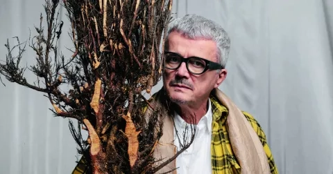 Mnohovrstevnatý: Na chalupě u Tona Stana