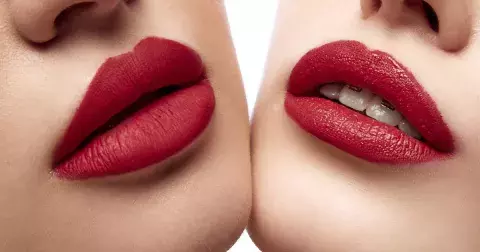 Zvětšení rtů od experta ubere roky, zmenší nos a zjemní bradu