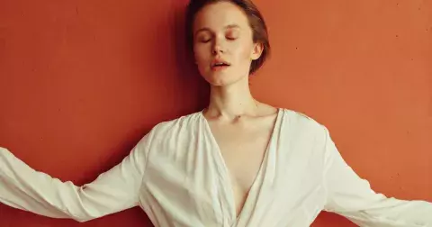 Zapoměňte na FOMO. Netrpíte teď spíš FOBI?