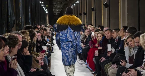Dries Van Noten se loučí s módním světem. Jeho značka žije dál