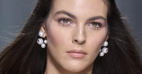 Vdechněte vlasům nový život: Suchým kadeřím pomůže peeling i vitaminy