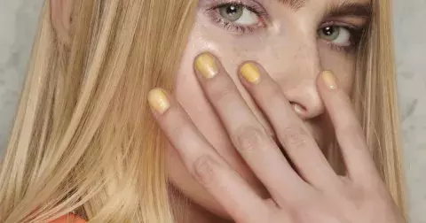 Největší trendy v manikúře i drobné změny nehtů jara 2024