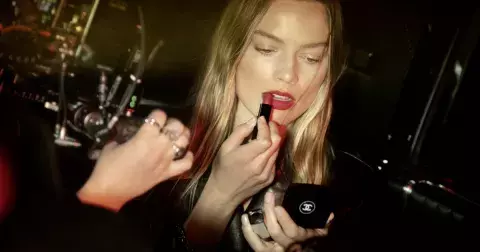 Osm hodin s Margot Robbie jedné magické noci