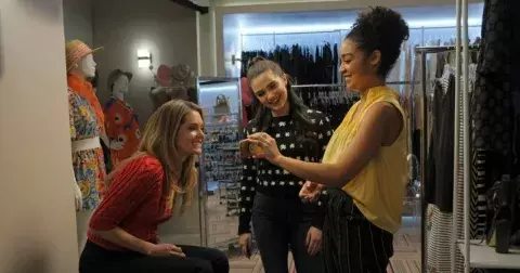 Holky sobě: které seriály musíte vidět se svou nejlepší kamarádkou