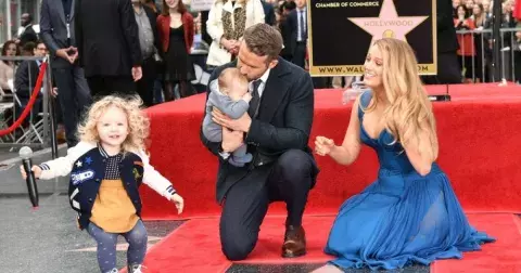 Ryan Reynolds a Blake Lively ukázali poprvé své dvě dcery