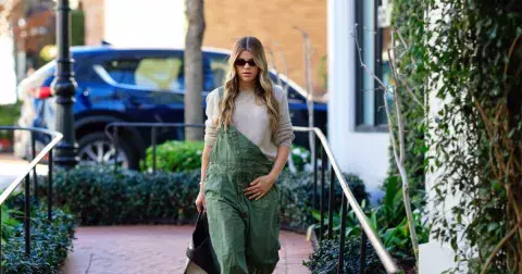 Baby boom v showbyznysu: Slavné krásky ukázaly těhotenská bříška