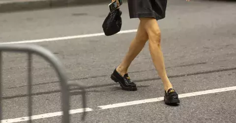 Mokasíny? Boty, ve kterých strávíte zbytek roku 2024. Obujte je hned!