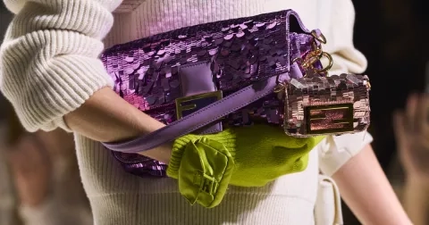 Chceme je, ale nemůžeme je mít. Kabelky, na které se teď stojí fronty