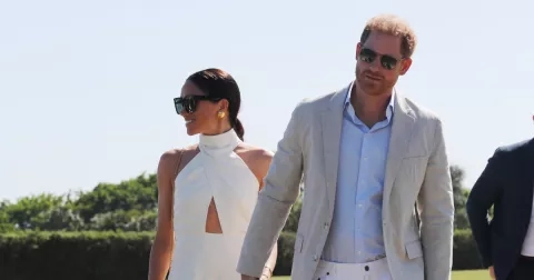 Trapas v gala: Meghan nedovolila ženě vyfotit se vedle prince Harryho