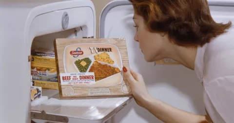 Fenomén tradwife válcuje svět. Chcete být též přítelkyně v domácnosti?