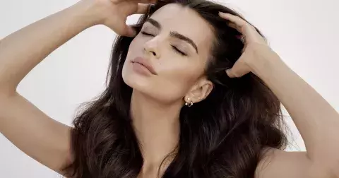 Za špatný stav vlasů možná může pokožka hlavy. Jak o ni pečovat?