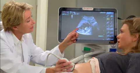 Mateřství podle módy: Když se biologické hodiny začnou řídit trendy