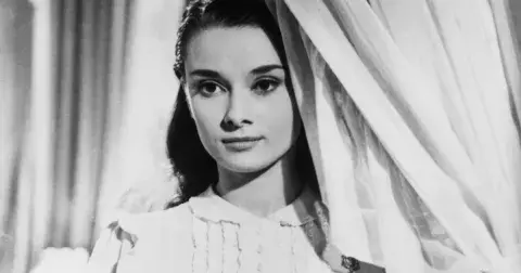 Parfémy do postele: 6 vůní, které vás uvolní a připraví na sladké sny