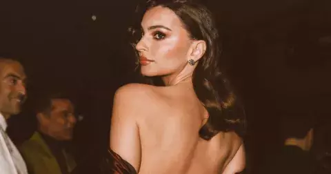 Nový vzhled na podzim: Nejžhavější kaštanové a blond barvy vlasů