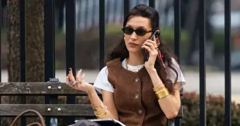 Objevte 10 chic vest, které vás přesvědčí, že je čas si jednu pořídit