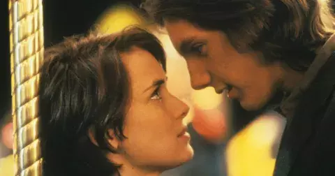 Jak první láska ovlivňuje budoucí vztahy