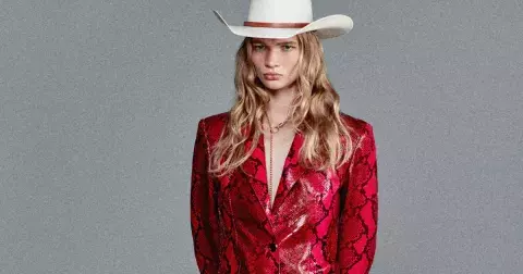 Trendy nehty: 5 dramatických nail-artů, se kterými oslavíte rok Hada