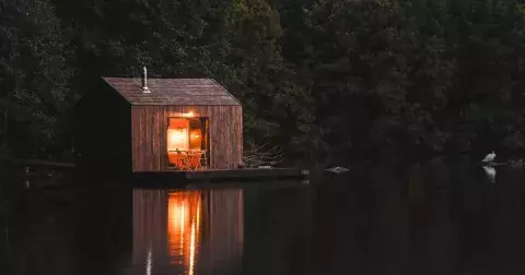 Na samotě u lesa: Nejkrásnější místa, kde nezavadíte ani o lišku
