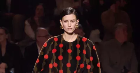 Fendi Fall Winter 2025: Lekce italského power dressingu