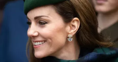 Princezna Kate je v remisi, Sofía Vergara možná randí s jezdcem f1