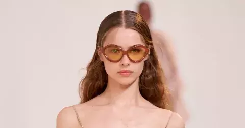 24 slunečních brýlích podle nejaktuálnějších trendů pro rok 2025