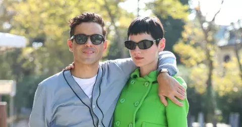 Ze světa celebrit 2025: Hvězdný let do vesmíru, úsměv Aimee Wood