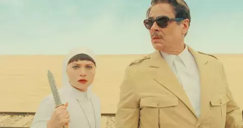 16 trendy šatů a sukní, které budete snadno kombinovat celé léto 2025