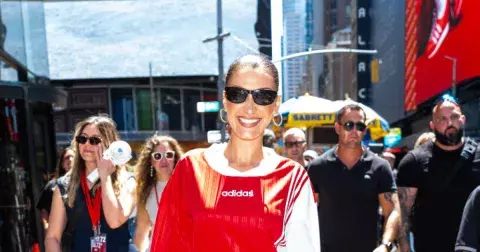 12 retro tenisek, které si v létě 2025 znovu zaslouží naši pozornost