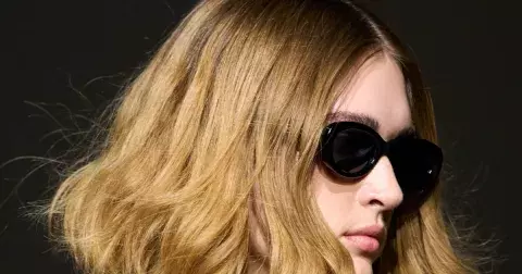 Bixie, grown-out pixie a 90s bob: 3 trendy krátké účesy pro léto 2025