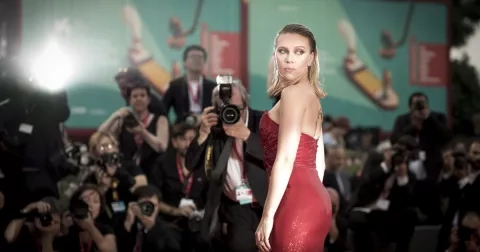 Na pomezí sci-fi a komiksu: Filmové proměny Scarlett Johansson