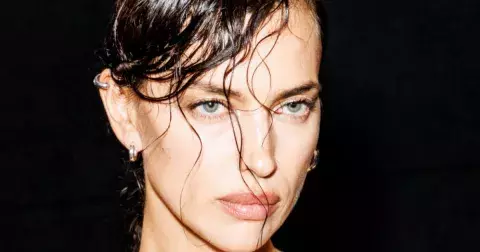 Účesem léta 2025 budiž praktický hydro bob – dodá vám šťávu a styl