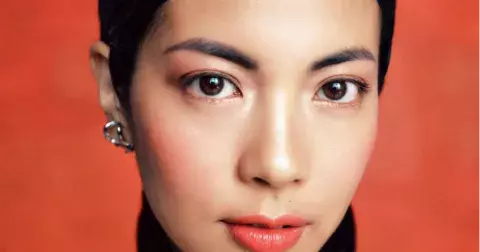 Rozkročena mezi světy. Rozhovor s Bé Hà Nguyen