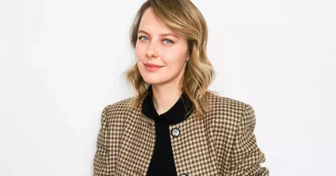 Šéfredaktorka Thea Prokop: Rytmy a manifestace – srpnová ELLE 2025