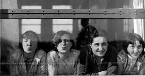 Říjen 2025: Tipy na víkend. Kam vyrazit na film, za uměním a na kafe?