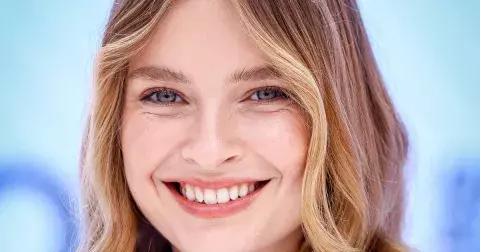 Konec hollywoodských úsměvů. Teď vládnou zuby křivé a nedokonalé