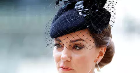 Účes 2025: Tajnou zbraní Kate Middleton je nenápadná síťka do vlasů