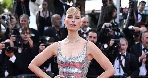 Ze světa celebrit 2025: Brad Pitt v slzách, Kurková debutuje ve filmu