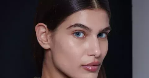 Krásné obočí bez námahy: Nejlepší průhledné gely na obočí v praxi