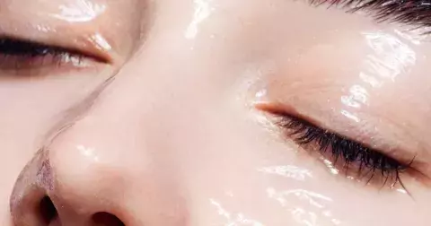 Dokonalá glass skin: 5 korejských kolagenových masek, které ji zajistí