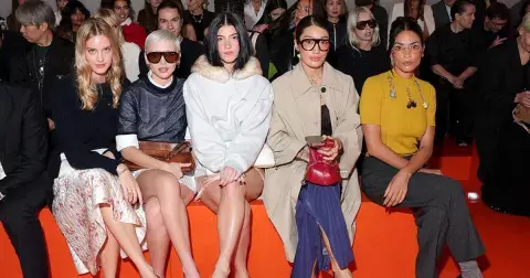 Miláno 2025 z první řady: Zářili Paltrow, Demi Moore i David Beckham