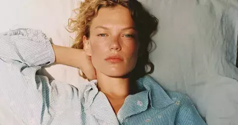 Nános make-upu není nutný. V čem tkví tajemství mini náplastí na akné